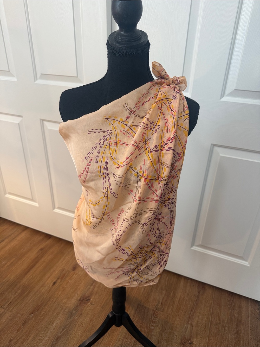 Saks Fifth 100% Silk Sheer Peach Scarf Leaf Pattern 47” Square Quiet Luxury